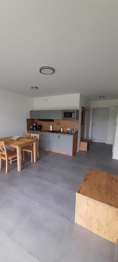 Milo Mare Apartaments เมียลโน ภายนอก รูปภาพ