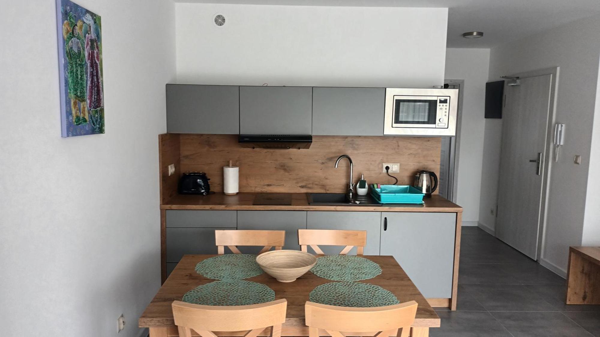 Milo Mare Apartaments เมียลโน ภายนอก รูปภาพ